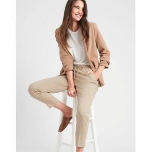 Banana Republic Hayden Pant size 6, tie waist, straight tapered leg, ankle lengt